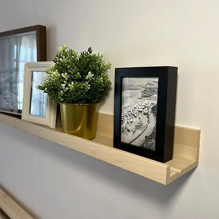 Daire Coast - Da Areia Branca