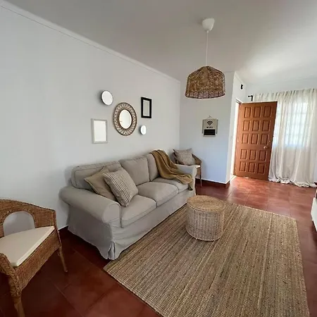 Daire Coast - Da Areia Branca *