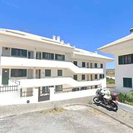 Daire Coast - Da Areia Branca